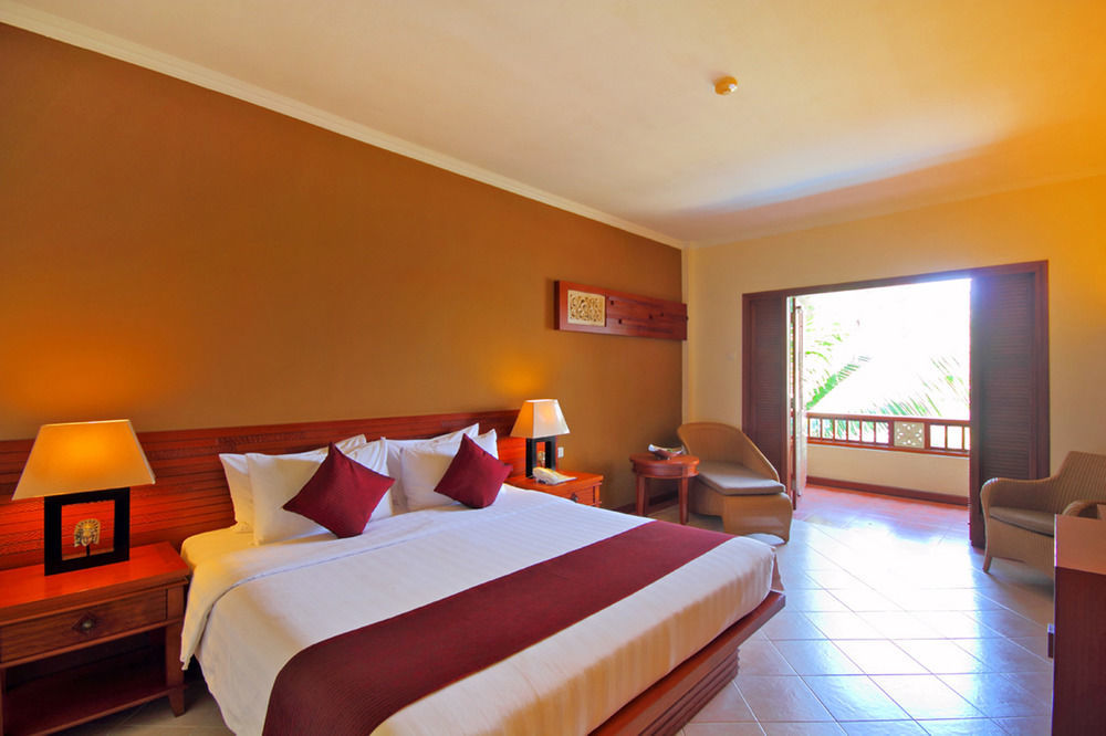 Hotel The Vira Bali Boutique & 4*